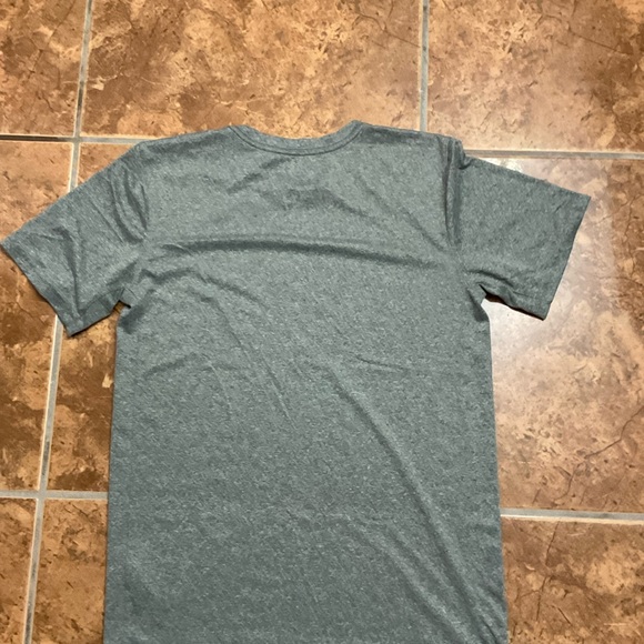 Nike Women's Heather Gray Short-Sleeve Dri-FIT Tee - Picture 5 of 6